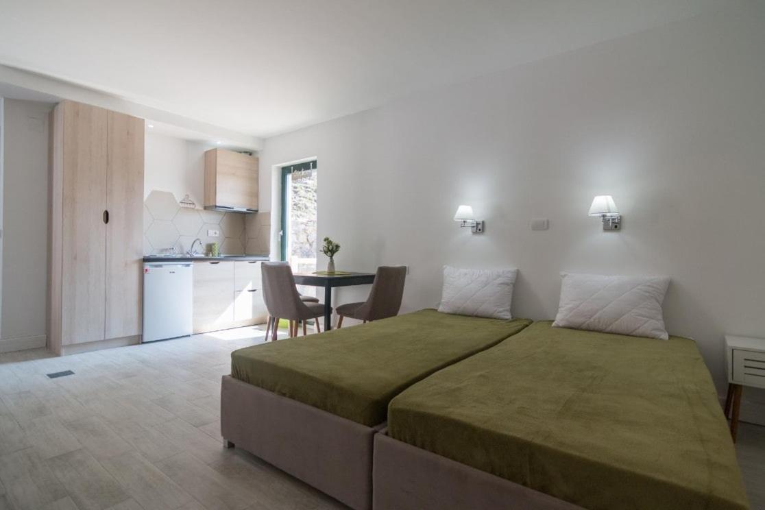 Apartmani Terase Konjska Reka Buitenkant foto