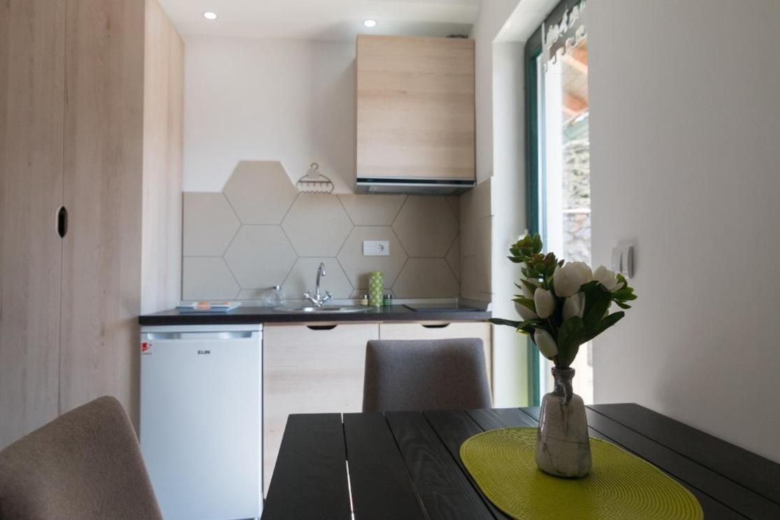 Apartmani Terase Konjska Reka Buitenkant foto