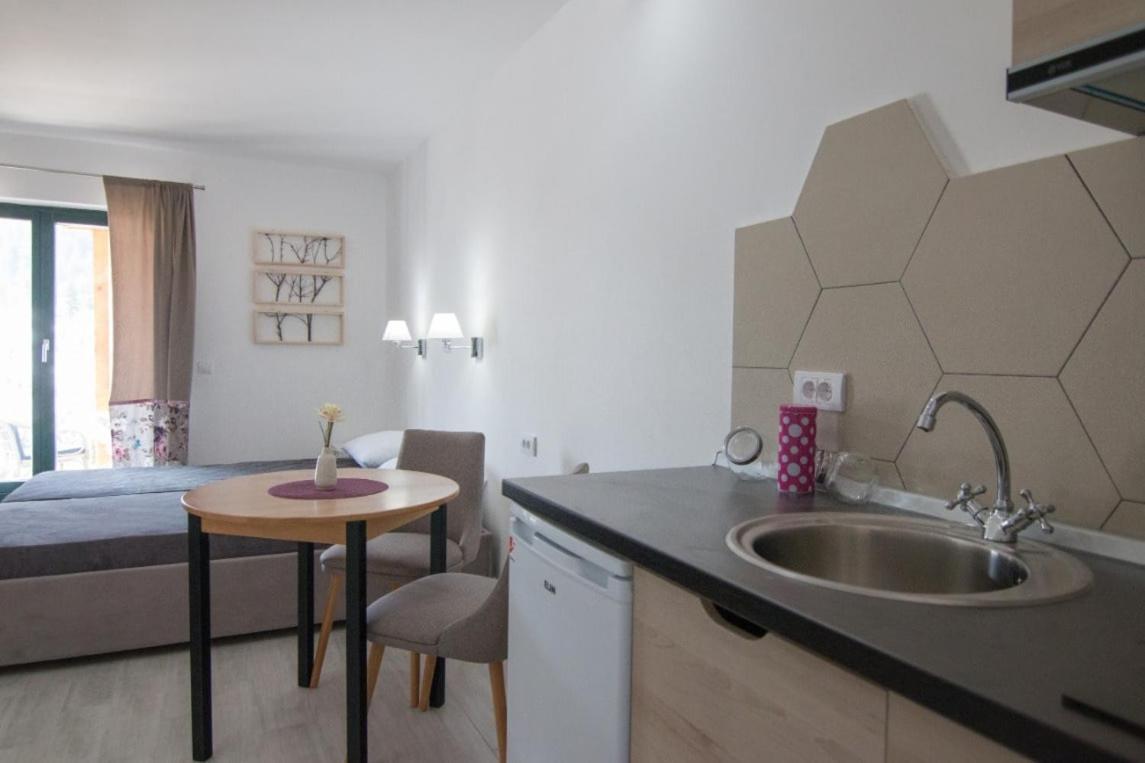 Apartmani Terase Konjska Reka Buitenkant foto
