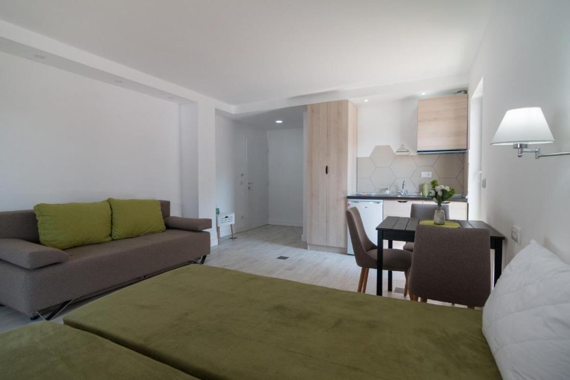 Apartmani Terase Konjska Reka Buitenkant foto
