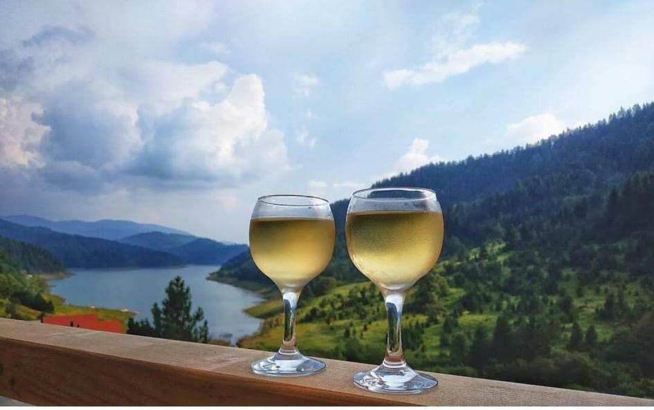Apartmani Terase Konjska Reka Buitenkant foto