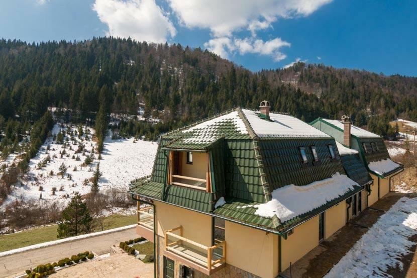 Apartmani Terase Konjska Reka Buitenkant foto