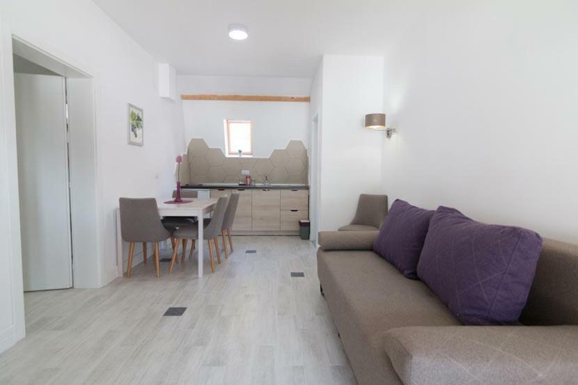 Apartmani Terase Konjska Reka Buitenkant foto