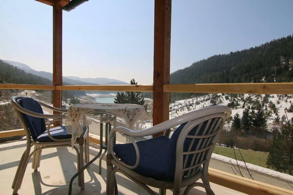 Apartmani Terase Konjska Reka Buitenkant foto