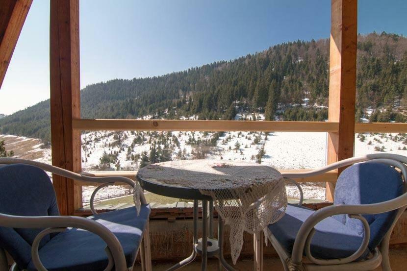 Apartmani Terase Konjska Reka Buitenkant foto